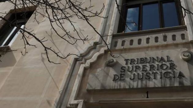 Un hombre recibirá 100.000 euros tras quedar con “espalda fallida” e incapacidad permanente porque la Comunidad de Madrid tardó cinco meses en operarle de una hernia discal
