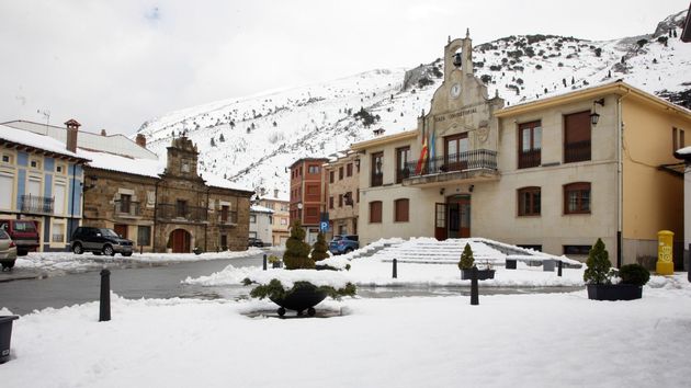 El bonito pueblo a 1 hora de Palencia que vende casas baratas desde 40.000 euros y busca relevos para sus jubilados