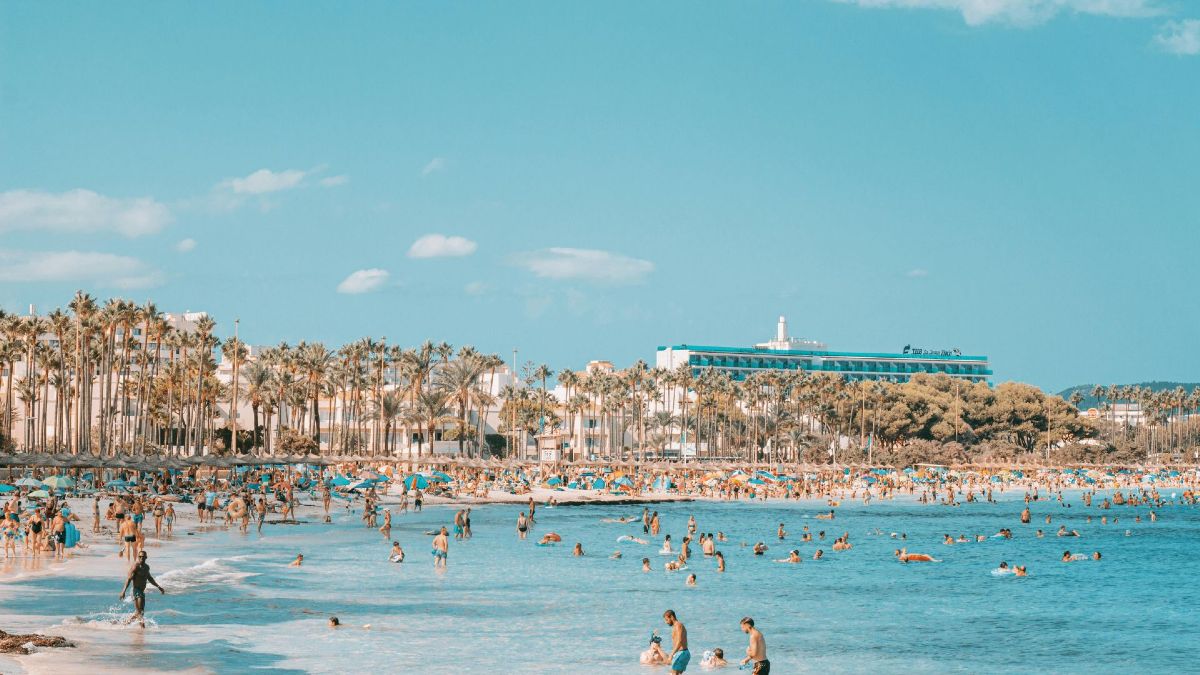Empleo con contrato indefinido y casa gratis en Mallorca: buscan un vigilante de seguridad por un salario de hasta 2.000 euros Palma de Mallorca