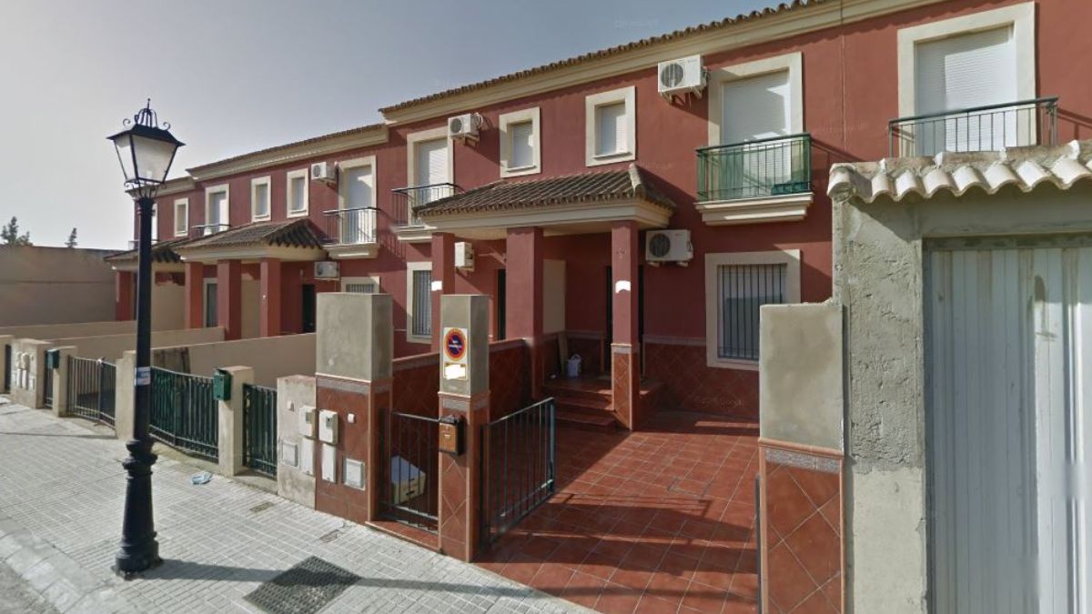 Fachada de una de las más de 1.000 viviendas a la venta de Unicaja Fachada de una de las más de 1.000 viviendas a la venta de Unicaja