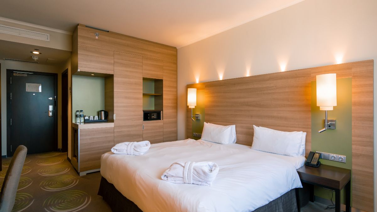 Una habitación de hotel Una habitación de hotel