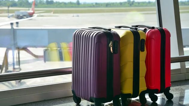Maletas en un aeropuerto
