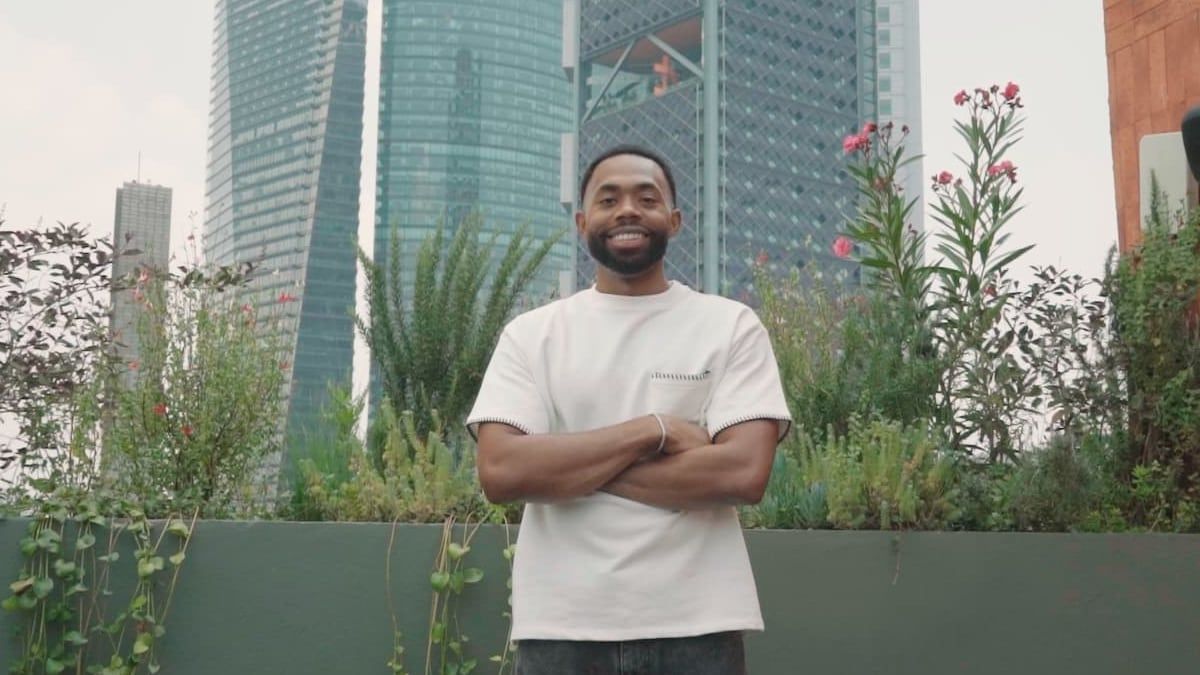 Derrick Morgan Jr., abogado