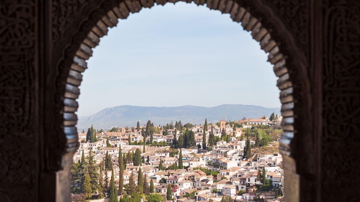 Vista del Albaicín desde el Mexuar de la Alhambra
