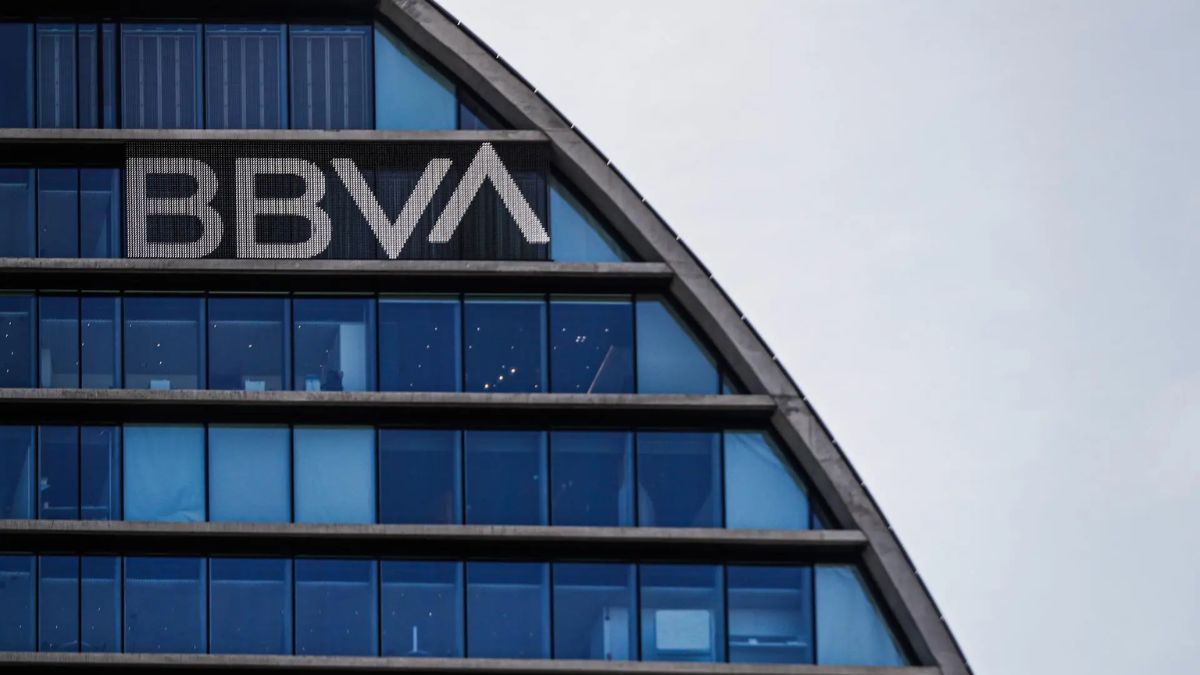 Fachada de la sede de BBVA