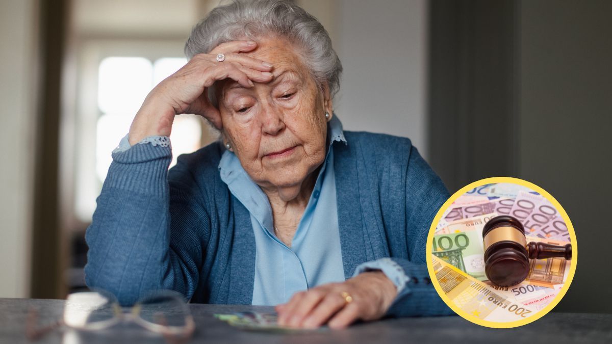 Mujer mayor junto a un mazo de juez con billetes de euro