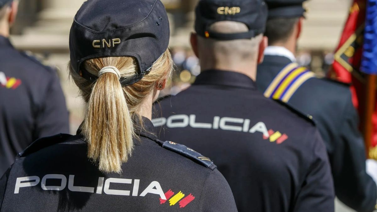 Agentes de la Policía Nacional