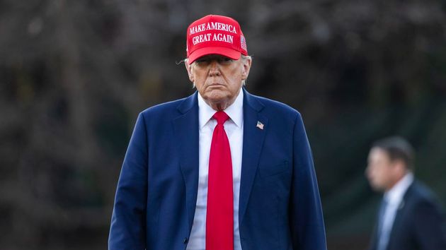 Trump elimina los aranceles para las importaciones de oro