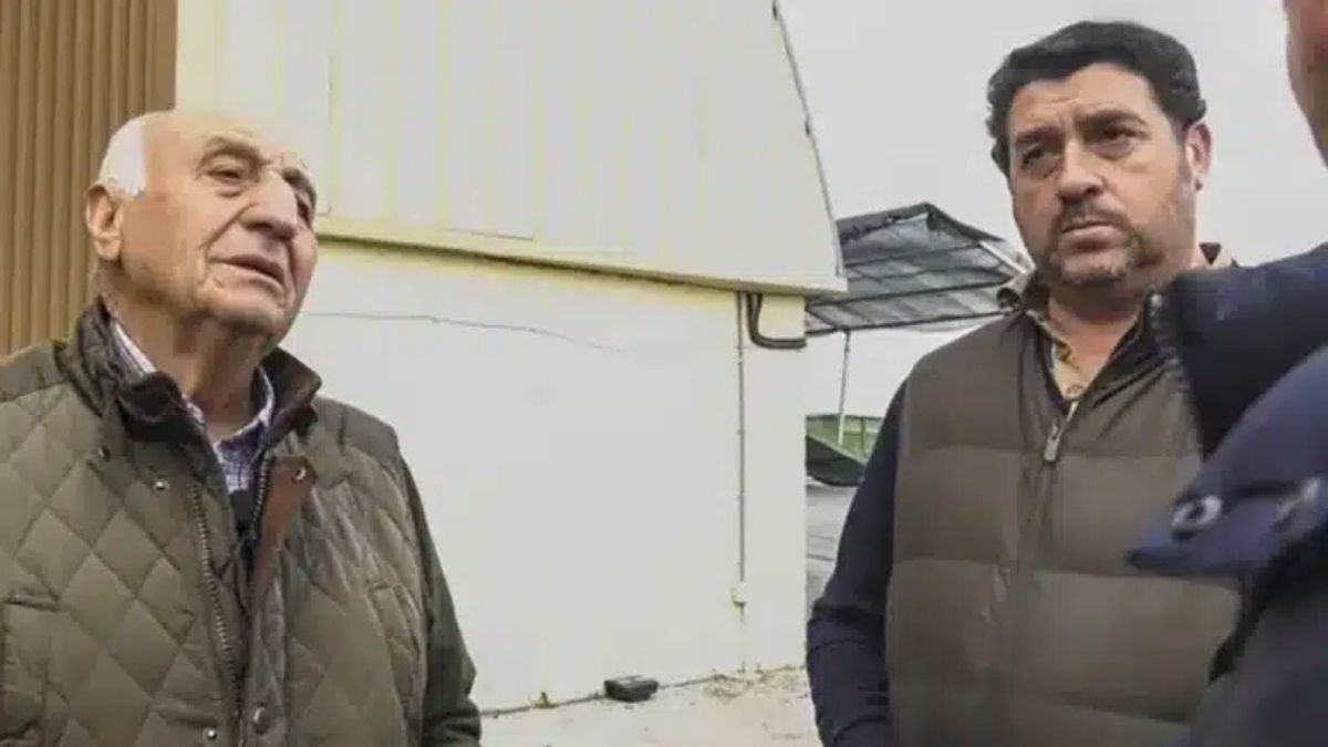 Dos agricultores hablando en el programa de La Sexta