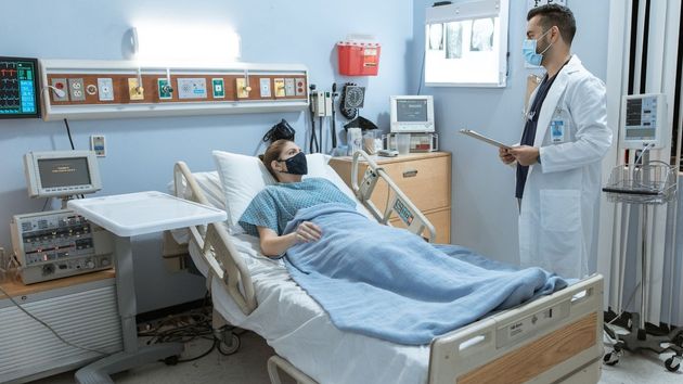 Los hospitales y centros de salud buscan trabajadores con empleo fijo sin oposición con incorporación inmediata