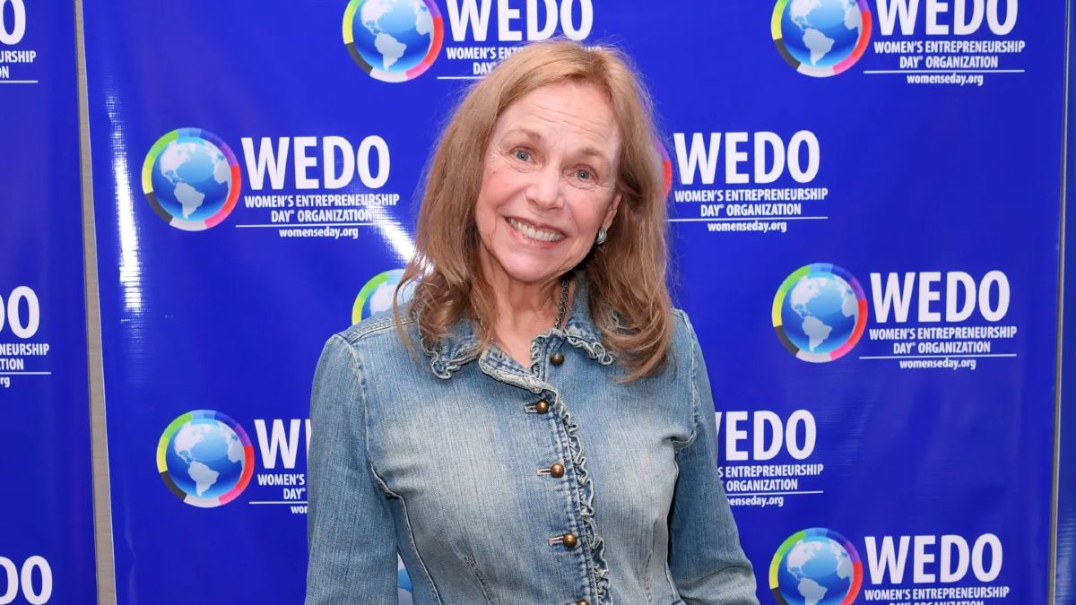 Mitzi Perdue en un foro internacional