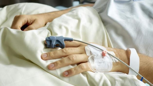 Un trabajador con 28 años en la empresa que había sufrido un infarto y estaba de baja médica, es despedido y la justicia declara improcedente el despido con indemnización de 94.513,51 euros