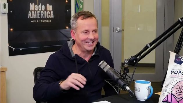 Compra una empresa en quiebra después de renunciar a su trabajo con 52 años y ahora es millonario