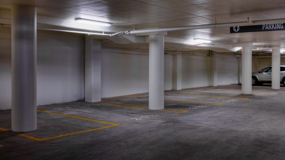 Plazas de garaje de una comunidad de vecinos 