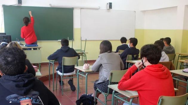 CSIF alerta de un “problema muy grave” por la falta de docentes: casi el  24 % de las plazas de Secundaria y FP no se ha cubierto