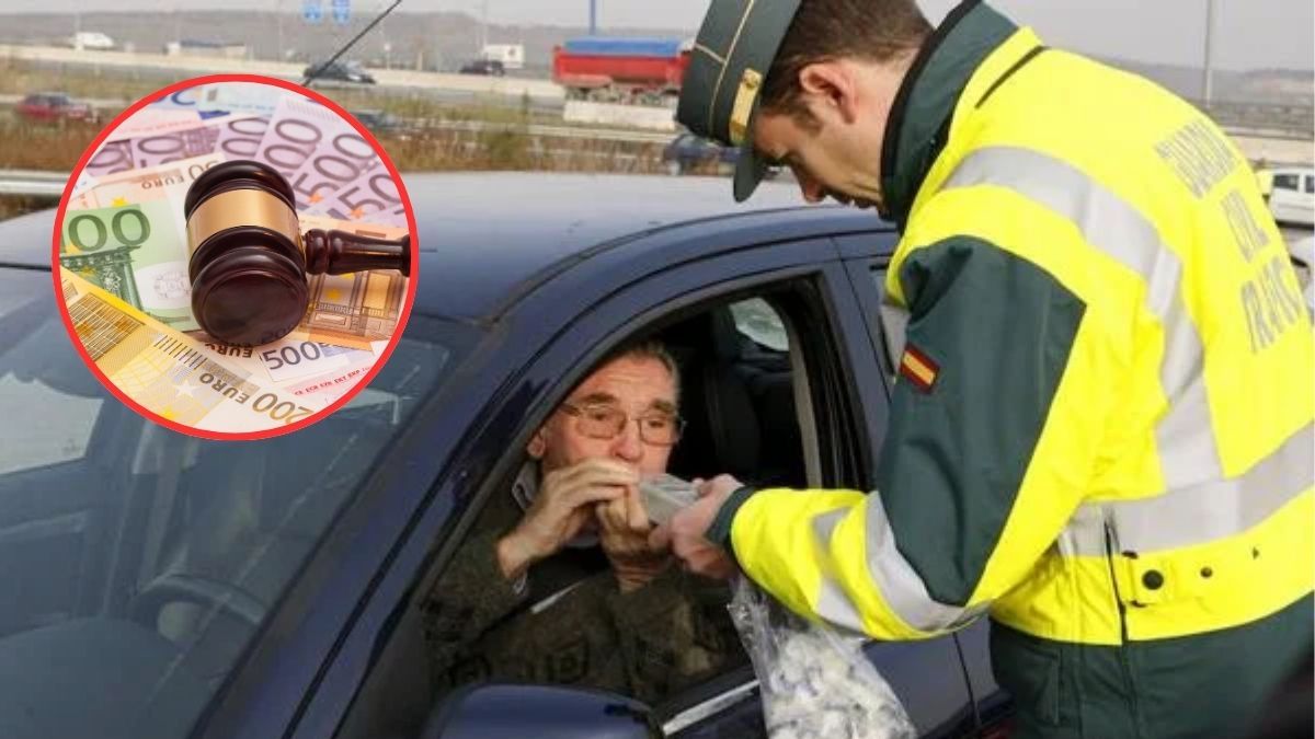 Conductor haciendo una prueba de alcoholemia junto a mazo juez con billetes de euro