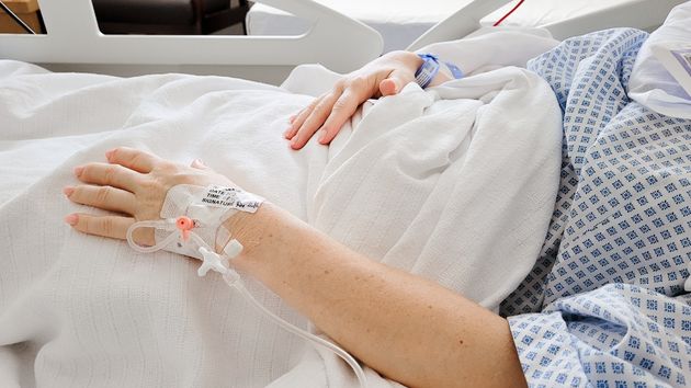 Despedida una mujer de 47 años que donó un riñón a su jefa y le salvó la vida: “consiguió lo que quería y me echó de la empresa”