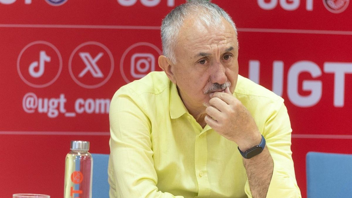 Pepe Álvarez durante la rueda de prensa