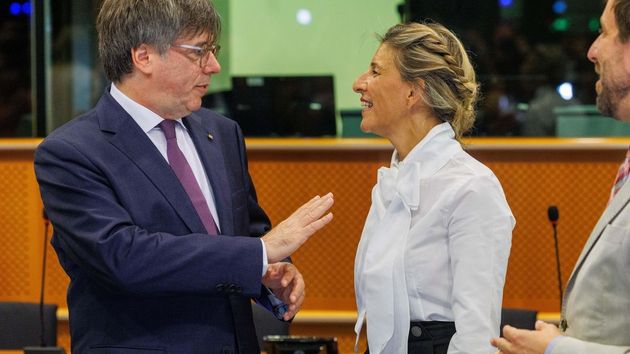 Yolanda Díaz negocia con Puigdemont para sacar adelantar la reducción de la jornada laboral a 37,5 horas