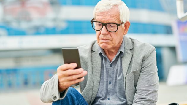 Un jubilado pide a ChatGPT que calcule su pensión y la solicita: ahora la Seguridad Social dice que le corresponden solo 200 euros al mes