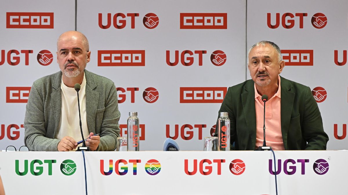 Los secretarios generales de CCOO y UGT, Unai Sordo y Pepe Álvarez