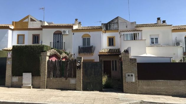 CaixaBank pone a la venta una casa con 197 metros y 6 dormitorios, por solo 25.000 euros