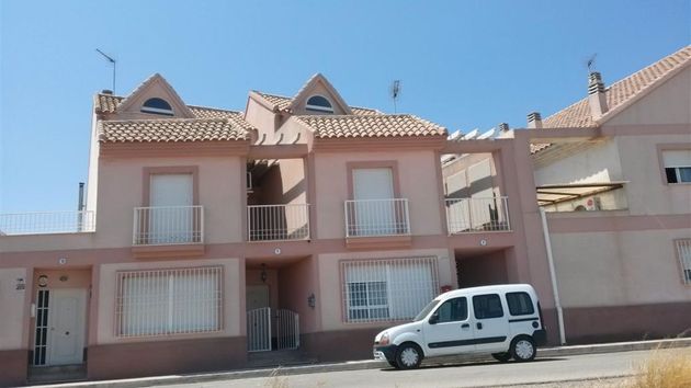 Solvia pone a la venta un chalet con 266 metros, 5 habitaciones y en buen estado, por solo 28.100 euros