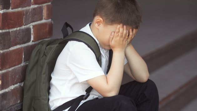 Un colegio expulsa a más de 200 niños en 3 semanas por su “mal comportamiento”: “Está funcionando”