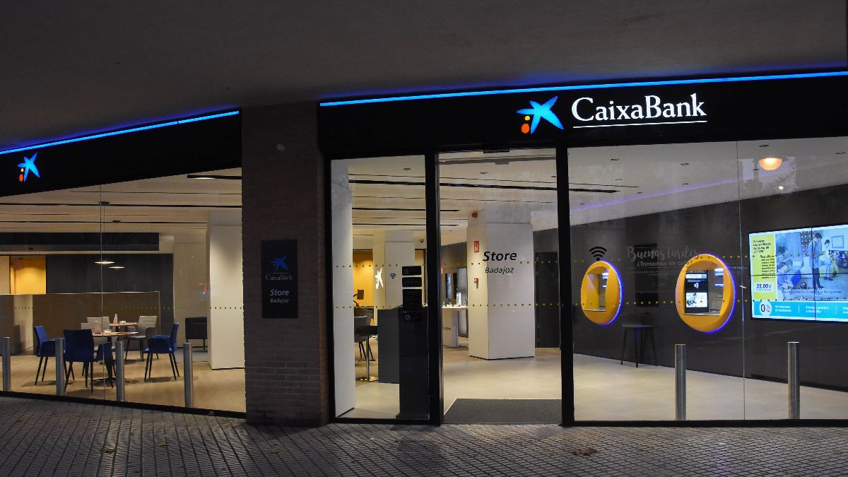 caixabank fachada