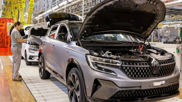 Aviso a los propietarios de coches Renault: están enviando una carta a miles de conductores por un fallo grave en estos modelos