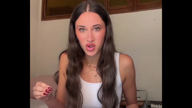 Una estudiante no se corta al hablar del salto del instituto a la universidad: “Vas a pasar de que los profesores se sepan tu nombre a que seas literalmente un número. No saben quién eres”