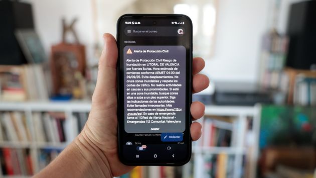 Qué hacer si tengo que ir a trabajar y recibo un mensaje de alerta de protección civil por un aviso de la AEMET