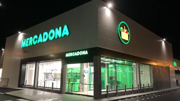 Mercadona necesita gente para trabajar de 10 de la noche a 6 de la mañana por un sueldo de 2.280 euros más plus de nocturnidad
