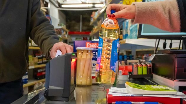La OCU confirma los supermercados más baratos para comprar en 2025