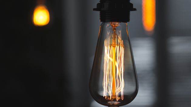 El precio de la luz hoy sábado 4 de octubre de 2025: las horas más baratas y caras dentro del PVPC