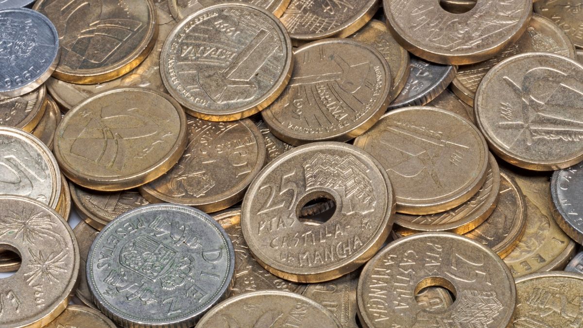 Varias monedas de 25 pesetas