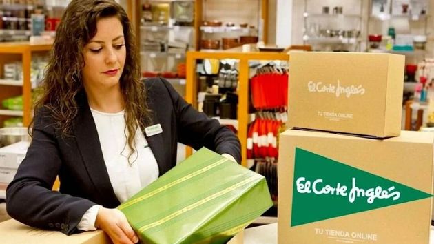 El Corte Inglés busca a 6.000 personas para trabajar en su campaña de Navidad 2025
