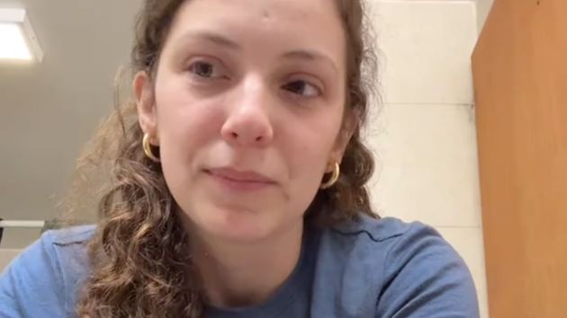 Una joven de repente no puede entrar al grupo del trabajo y pasa lo peor: “me acaban de echar en medio de mis vacaciones con un mail”