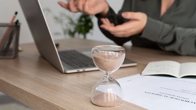 Kronjop: el programa para fichaje de trabajadores que aprende de cada jornada laboral