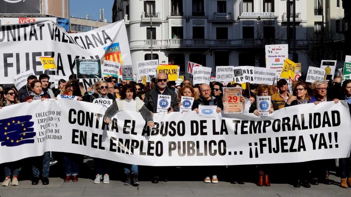 Interinos en una manifestación