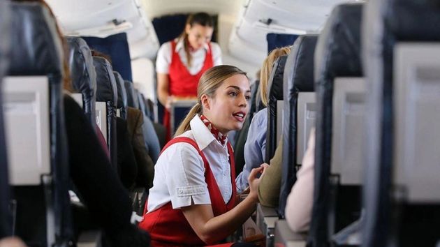 Air Nostrum busca tripulantes de cabina en una jornada de puertas abiertas