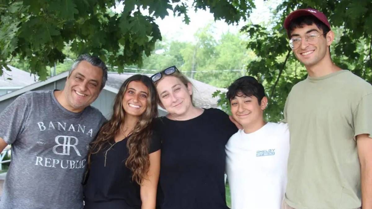 La madre con sus hijos