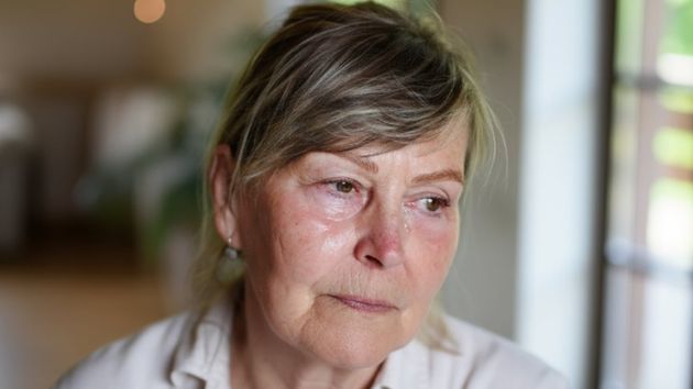 Una mujer pierde la pensión de viudedad de 1.576,74 euros a pesar de convivir 22 años con su pareja y tener dos hijos en común por no estar inscrita como pareja de hecho