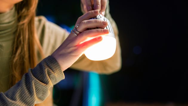 El precio de la luz hoy domingo 12 de octubre de 2025: las horas más baratas y caras dentro del PVPC