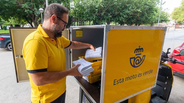 Correos pidió préstamos de 149 millones para pagar sueldos y facturas de proveedores