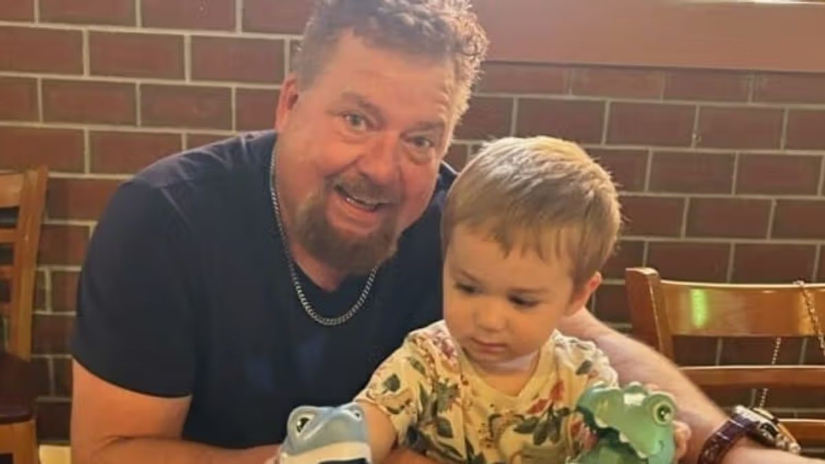 Scott Thomas con su hijo