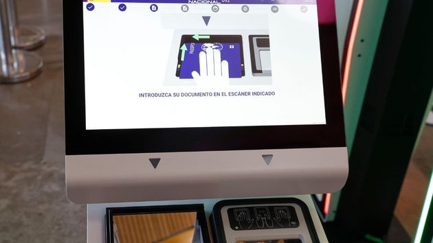 Adiós a sellar el pasaporte en la UE: empieza a funcionar el nuevo sistema electrónico para registro de extranjeros