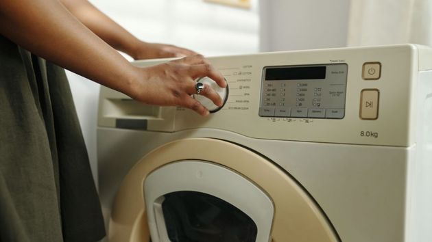 Precio de la luz lunes, 20 de octubre de 2025 por horas: cuándo es más barata y más cara en el día en el mercado mayorista	