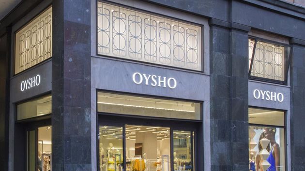 Una empleada de Oysho con 17 años de antigüedad es despedida por insultar y amenazar a compañeras: desde “cerdas” hasta arrastrarlas “por el pelo en la calle”