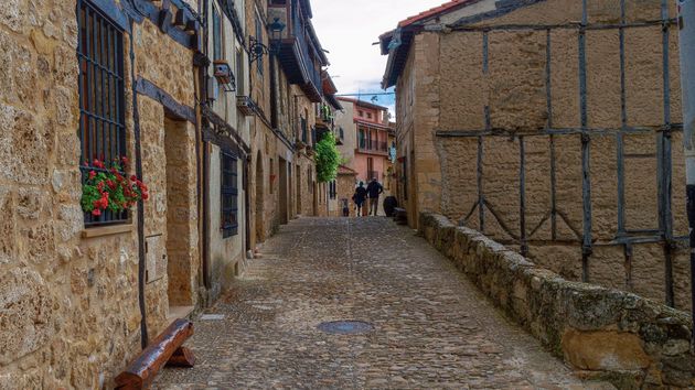Se buscan vecinos para la España vaciada: alquiler barato, ayuda para la compra de vivienda y opción de teletrabajo